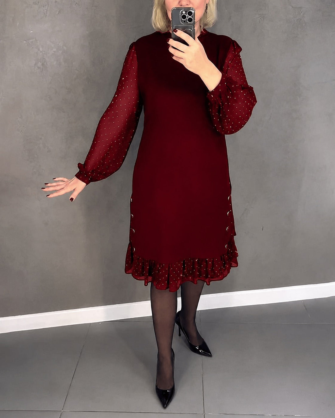 Gabriela - Élégante Robe à Pois à Manches Longues