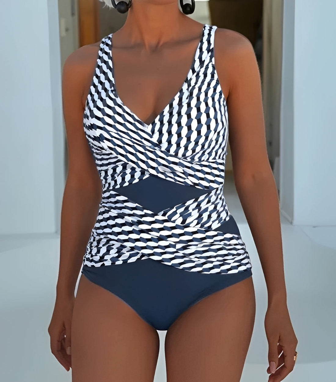 Karen - Maillot de Bain Élégant avec Détail Croisé