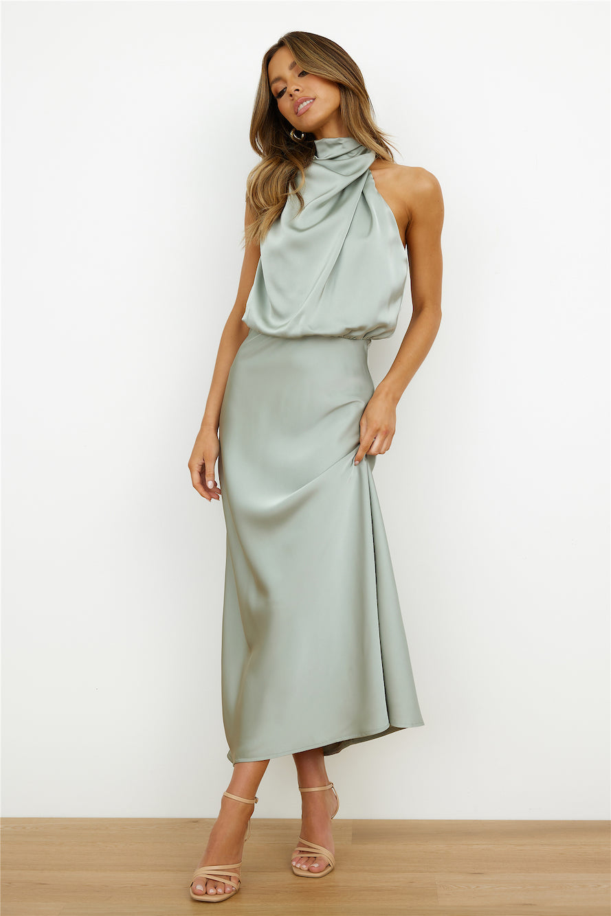 Elianna - Elegantes mittellanges Kleid mit asymmetrischem Kragen