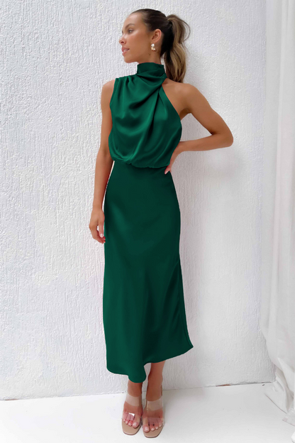 Elianna – Graceful mid-length dress with uneven neckline