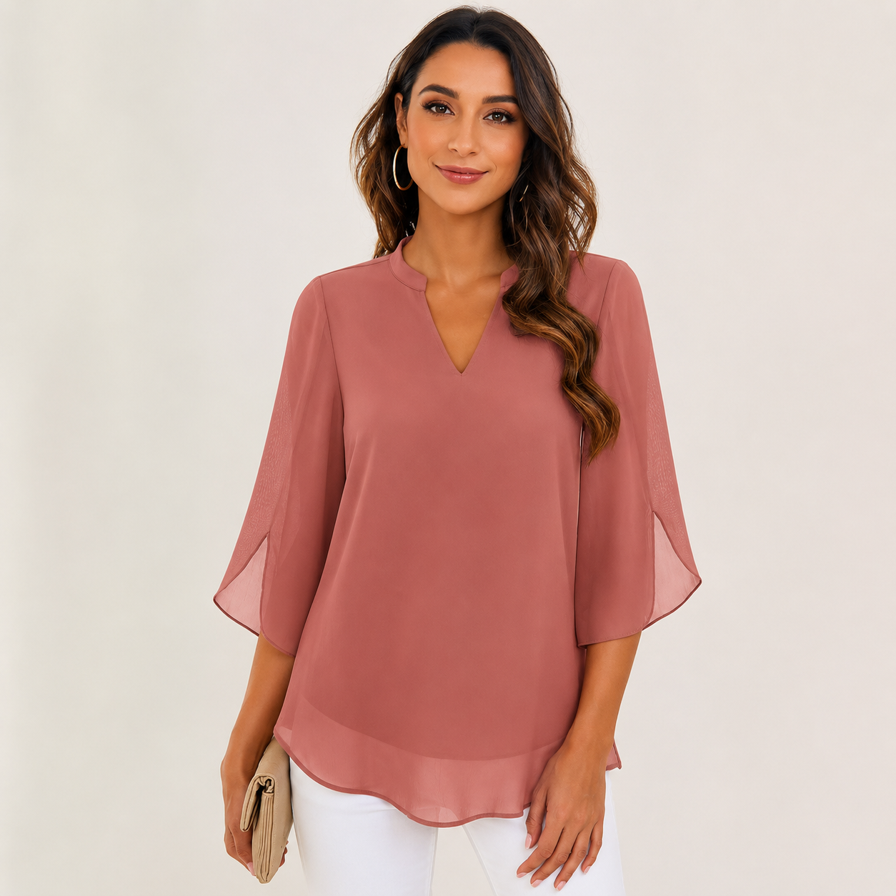 Brianna - Blouse avec manche ajourée et allure raffinée