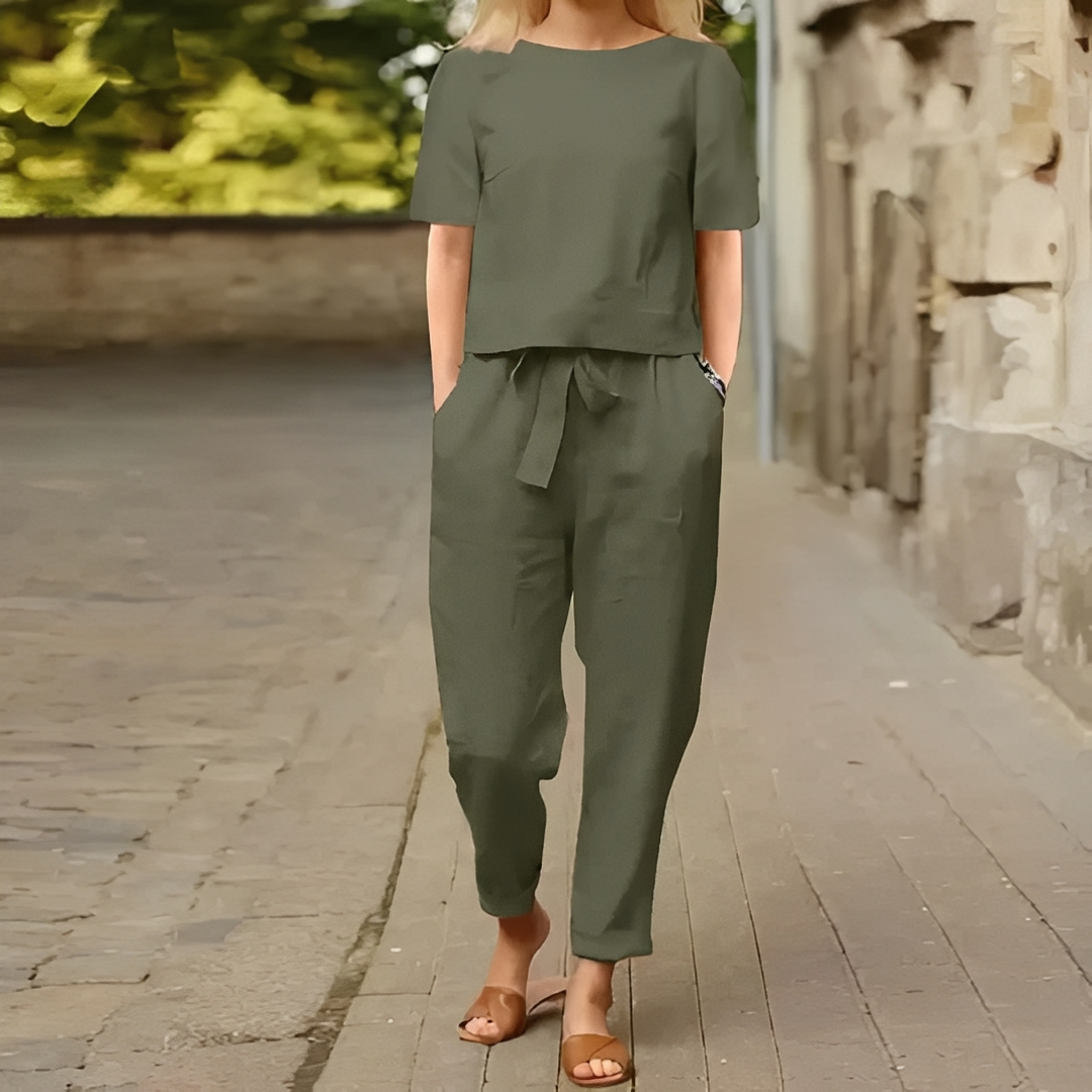 Mélina - Vintage blouse and wide trousers for women set