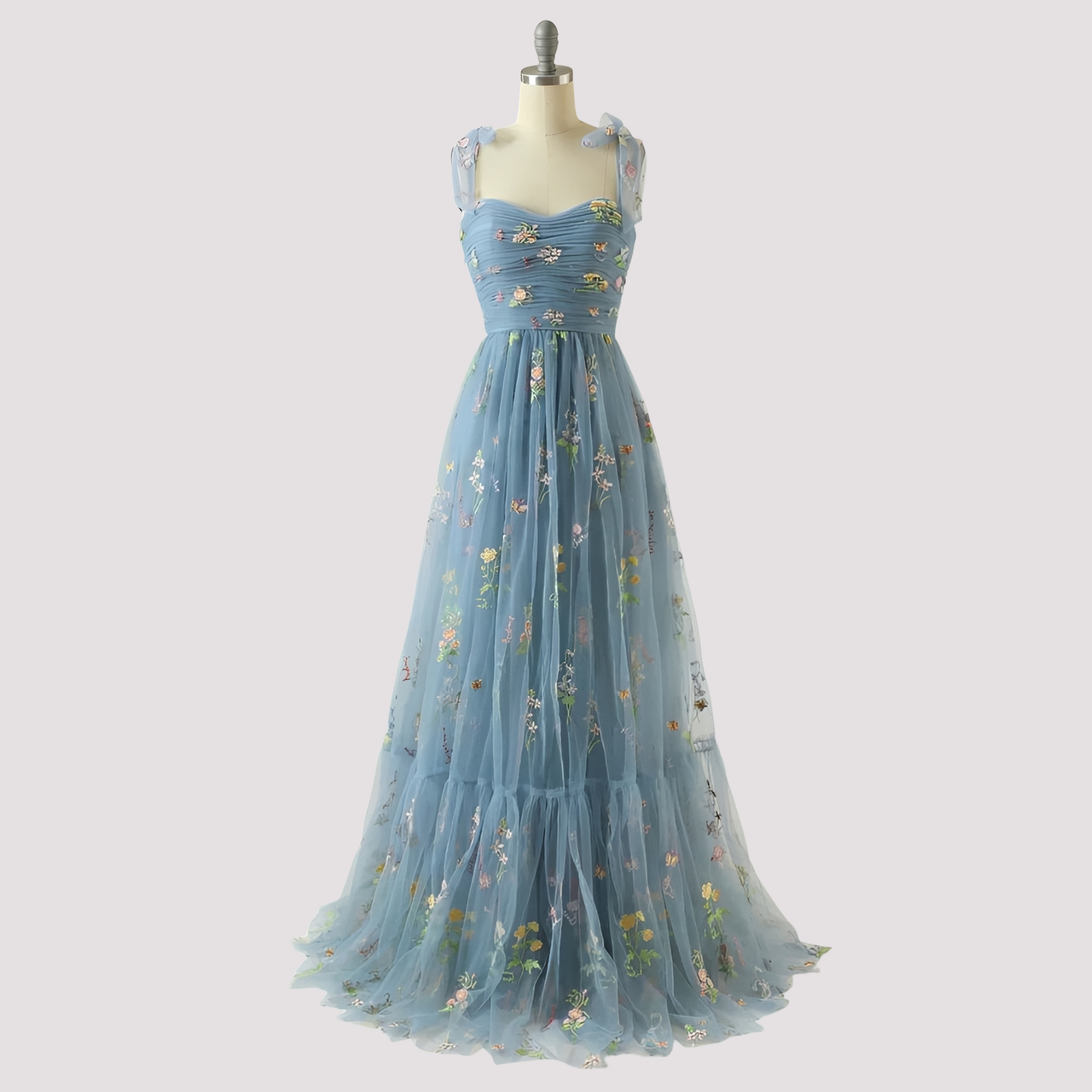 Livia - Robe de bal élégante avec broderies florales