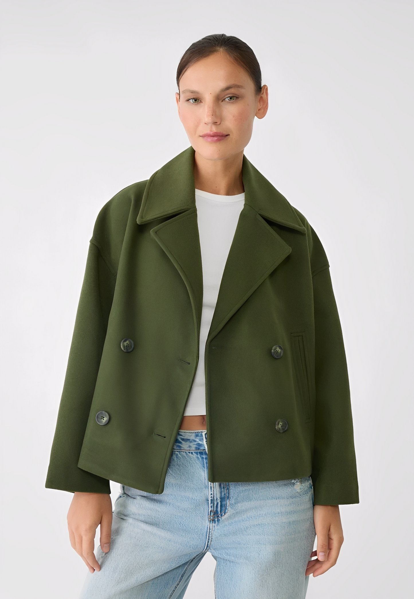 Claire – Veste Croisée Courte Élégante