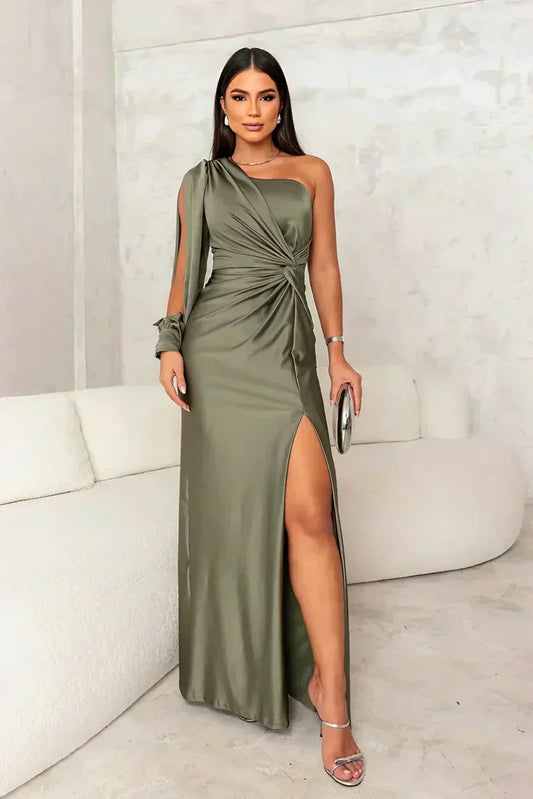 Melyssa – Elegantes Abendkleid mit freier Schulter