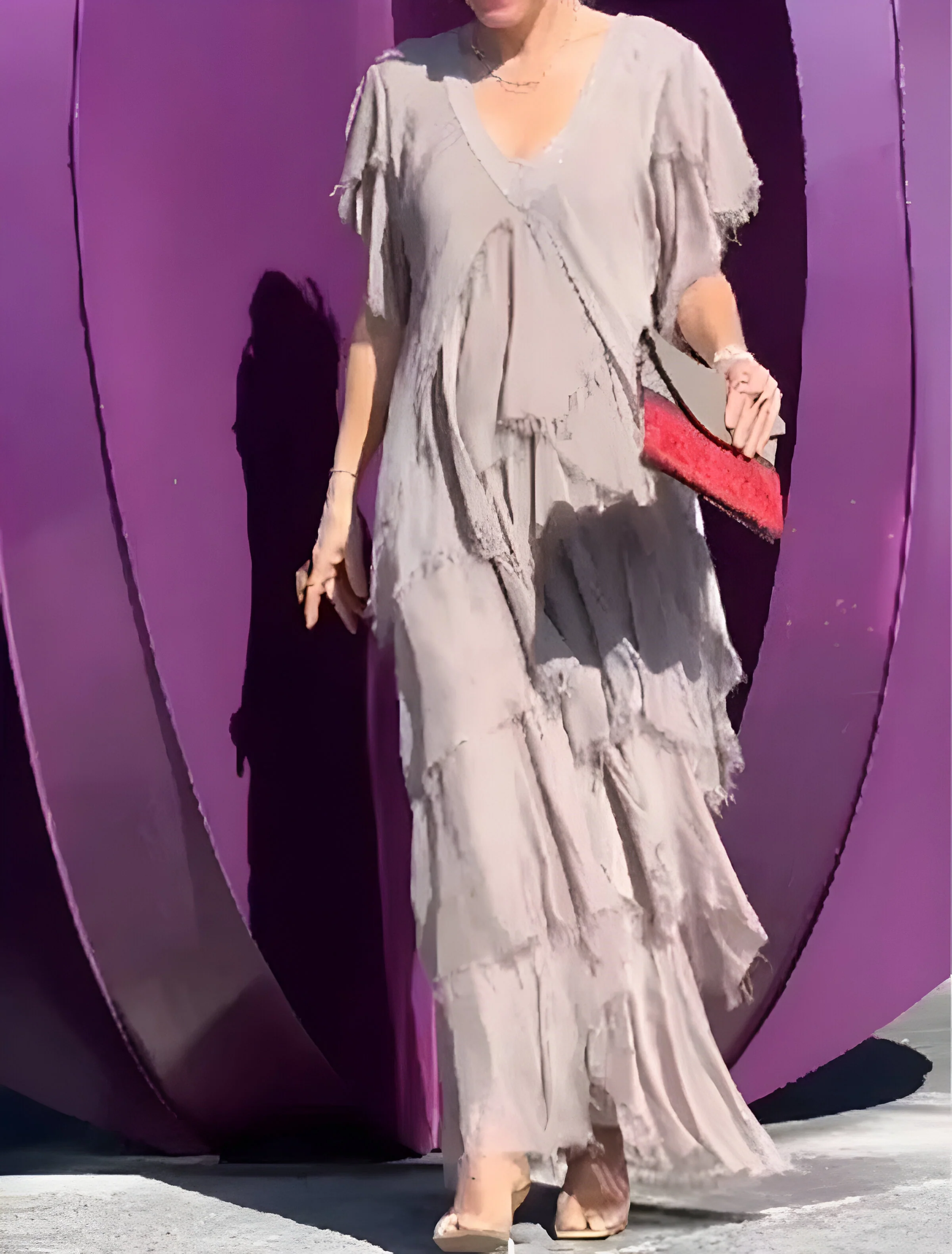 Riza - Robe Plissée avec Décolleté en V et Flux