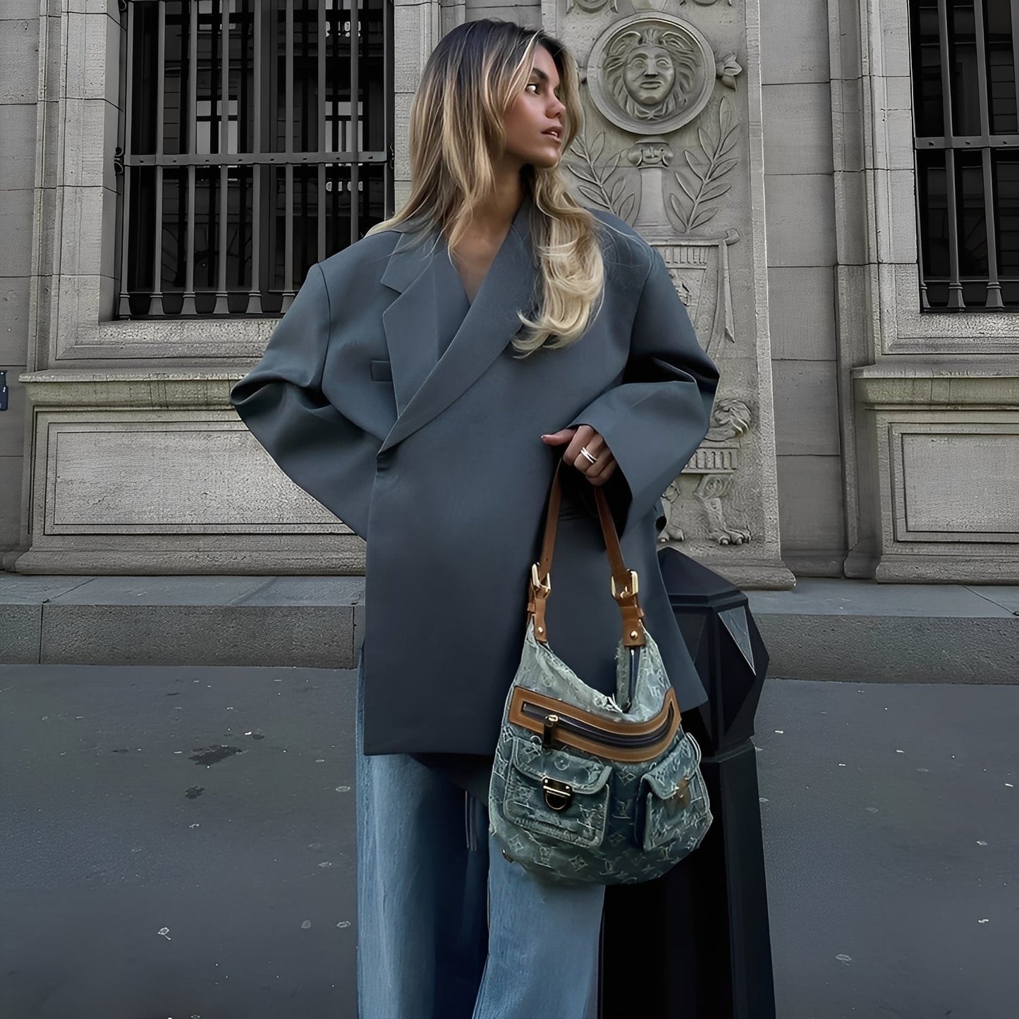 Sophie - Modern and formal jacket for women