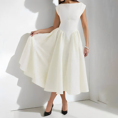 Darcie - Elegant mid-length dress for women