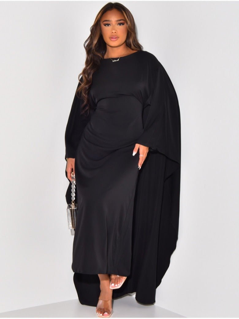 Marleen – Robe longue avec cape fluide