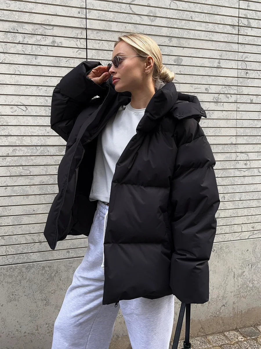 Jana – Veste courte rembourrée avec capuche