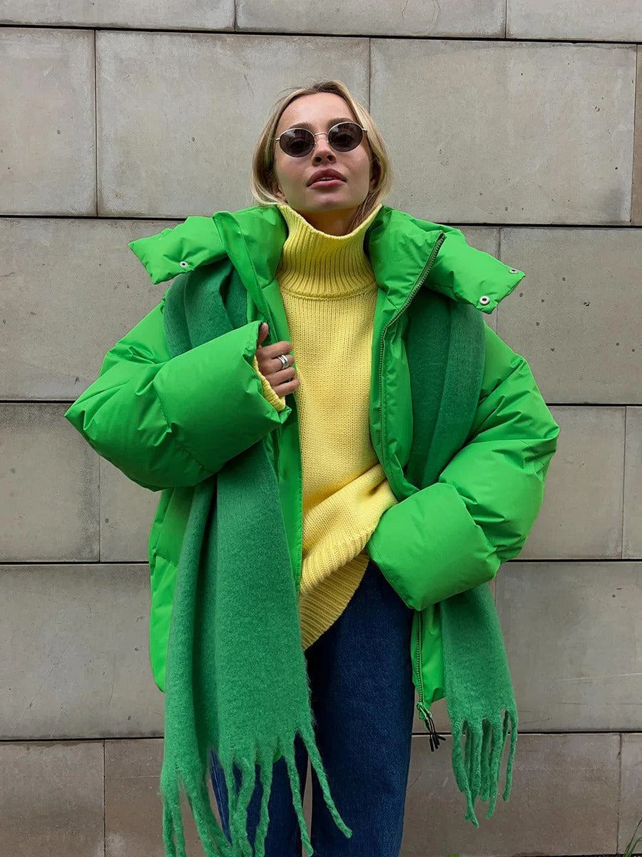 Jana – Veste courte rembourrée avec capuche