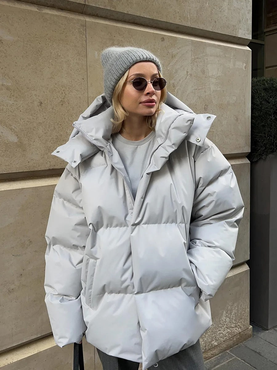 Jana – Veste courte rembourrée avec capuche