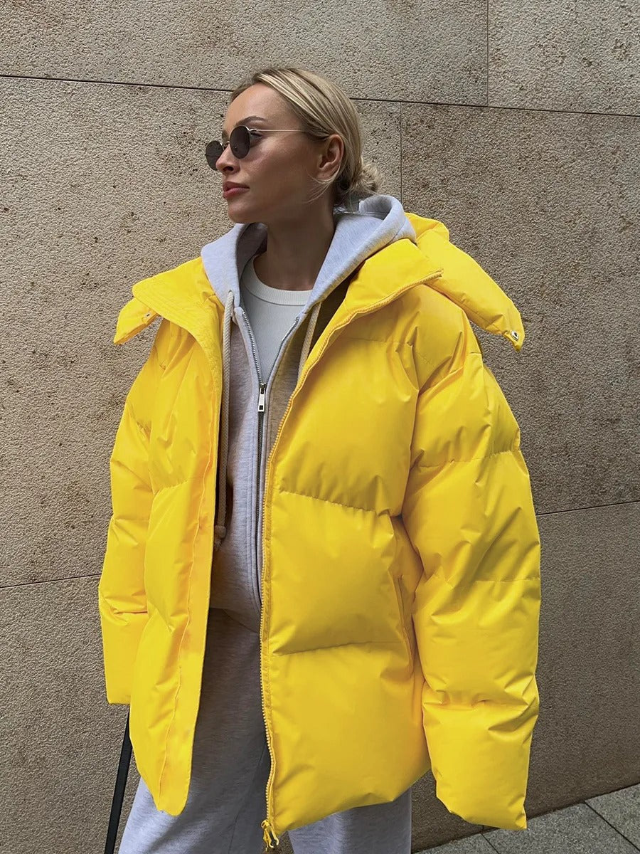 Jana – Veste courte rembourrée avec capuche