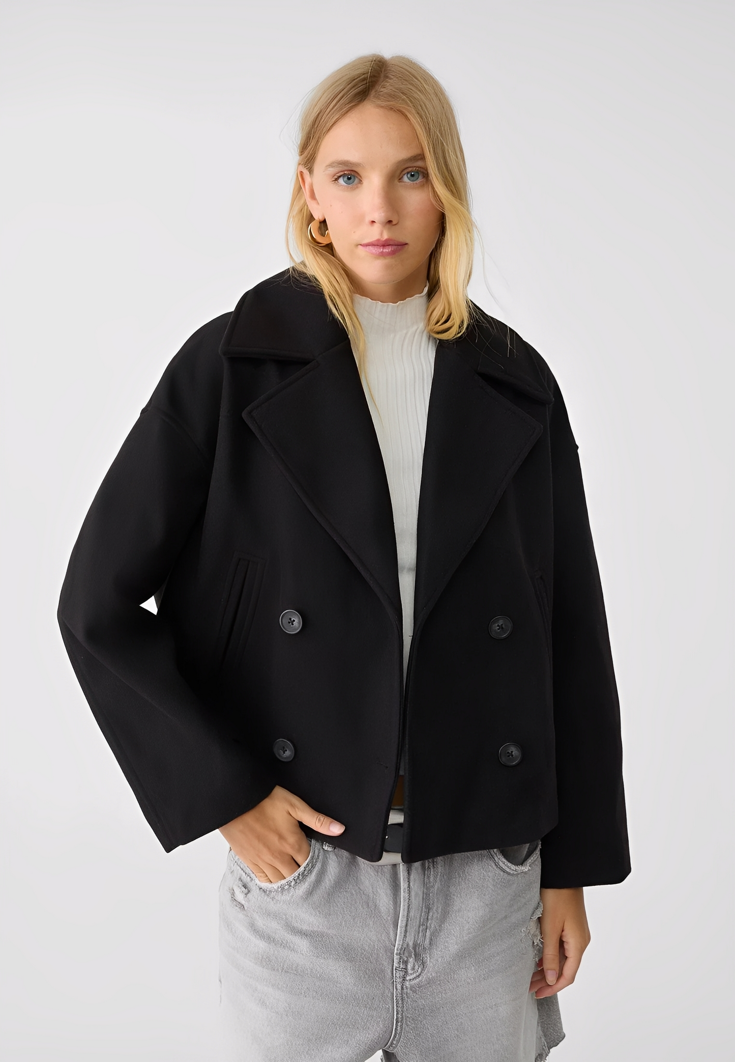 Claire – Veste Croisée Courte Élégante